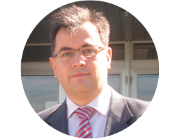 Dr. Marcos Santos